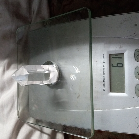 Quartz gemstone healing stone - Picture 5 of 5